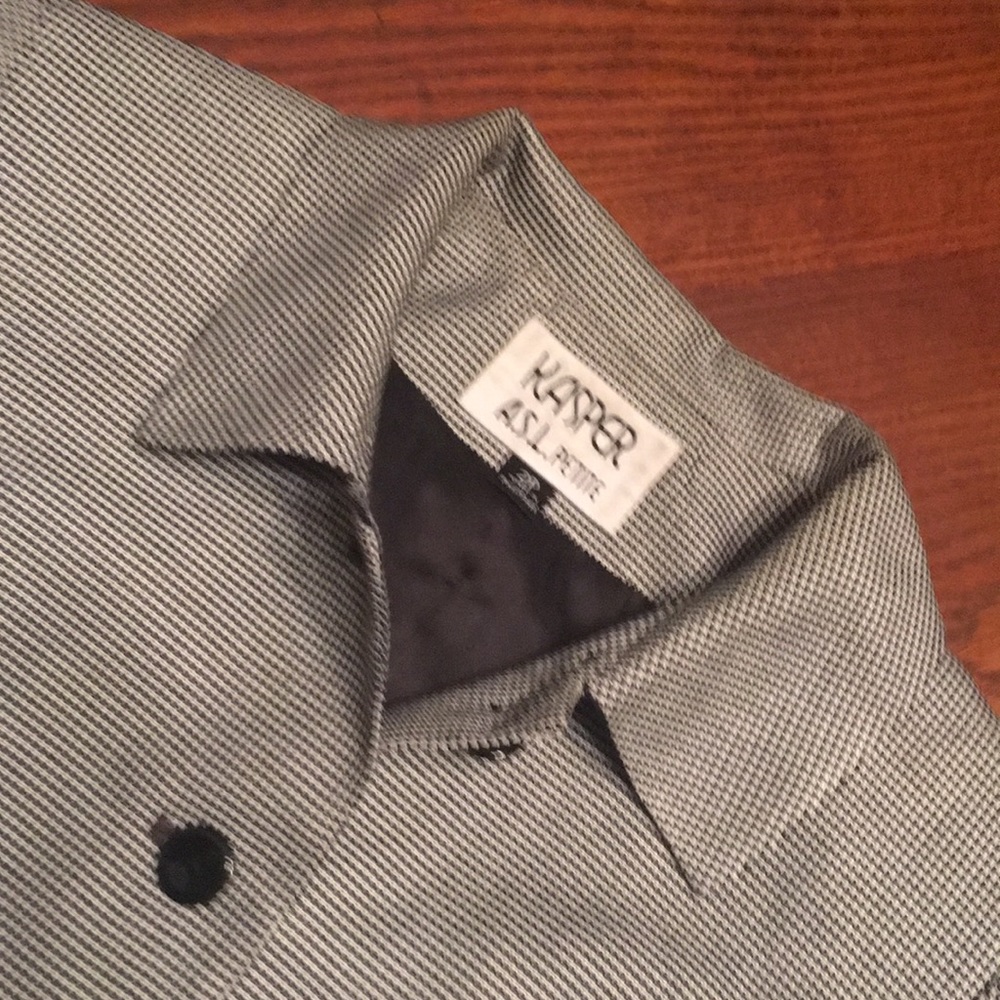 Gorgeous Lightweight Spring Houndstooth Jacket - image 5